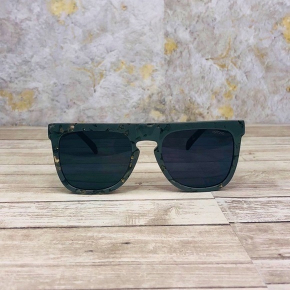 KOMONO Bennet Concrete Sunglasses 😎 (NEW) - Picture 6 of 12